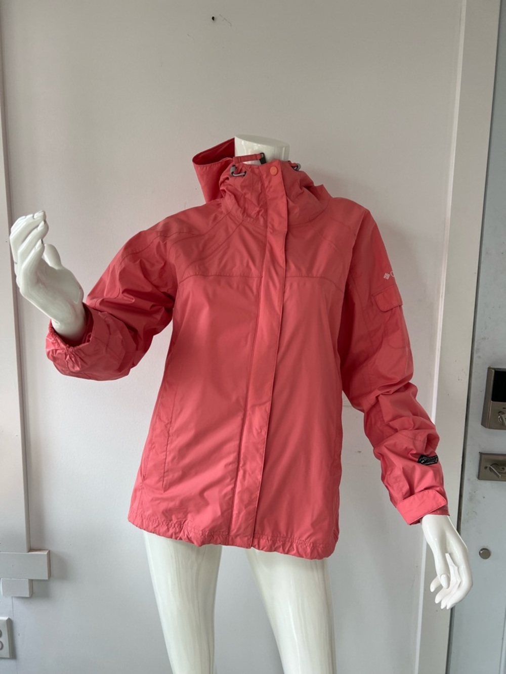 Columbia Rain Waterproof  breathable Women’s Hooded Jacket Mini -Tech Medium